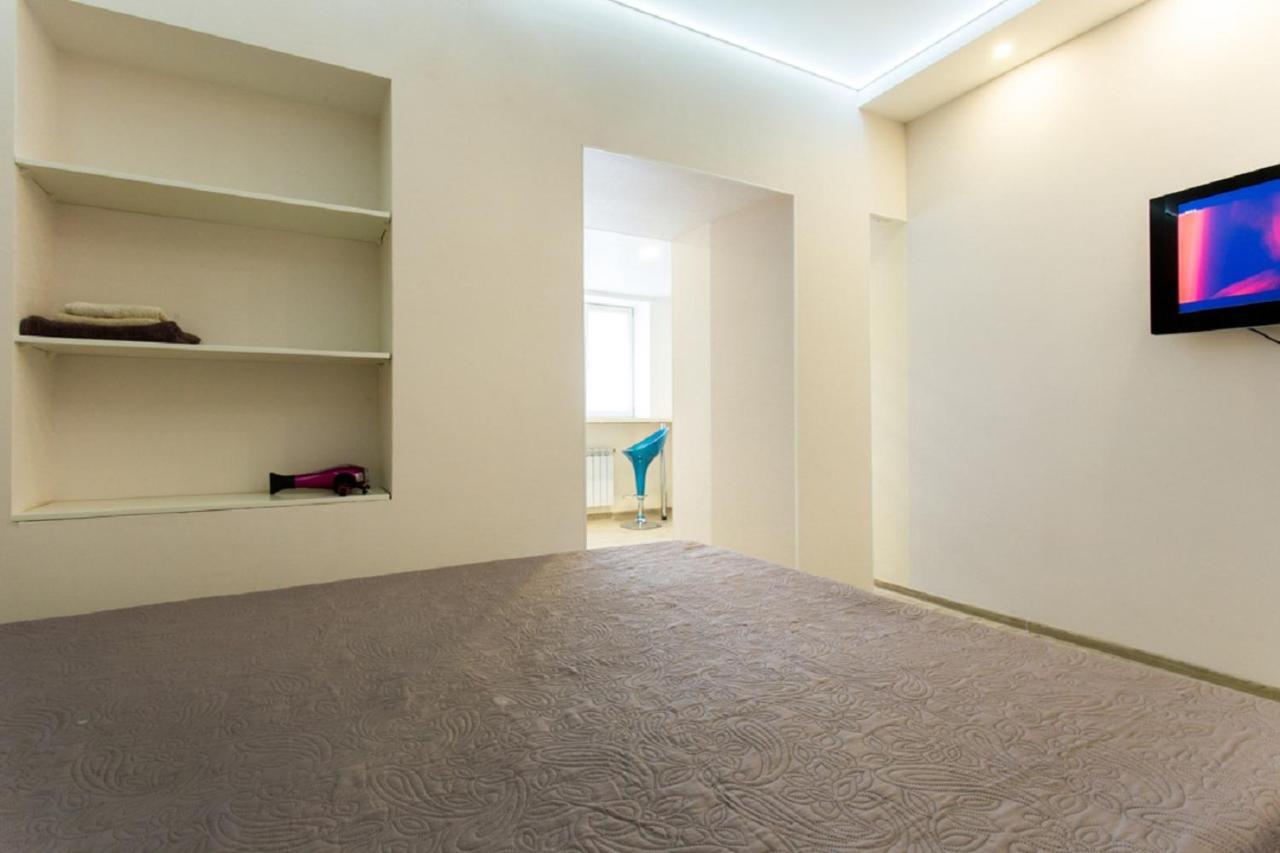 Modern Apartments In The Centre - Kuznechna Str. 26/4 Kharkiv Exterior photo