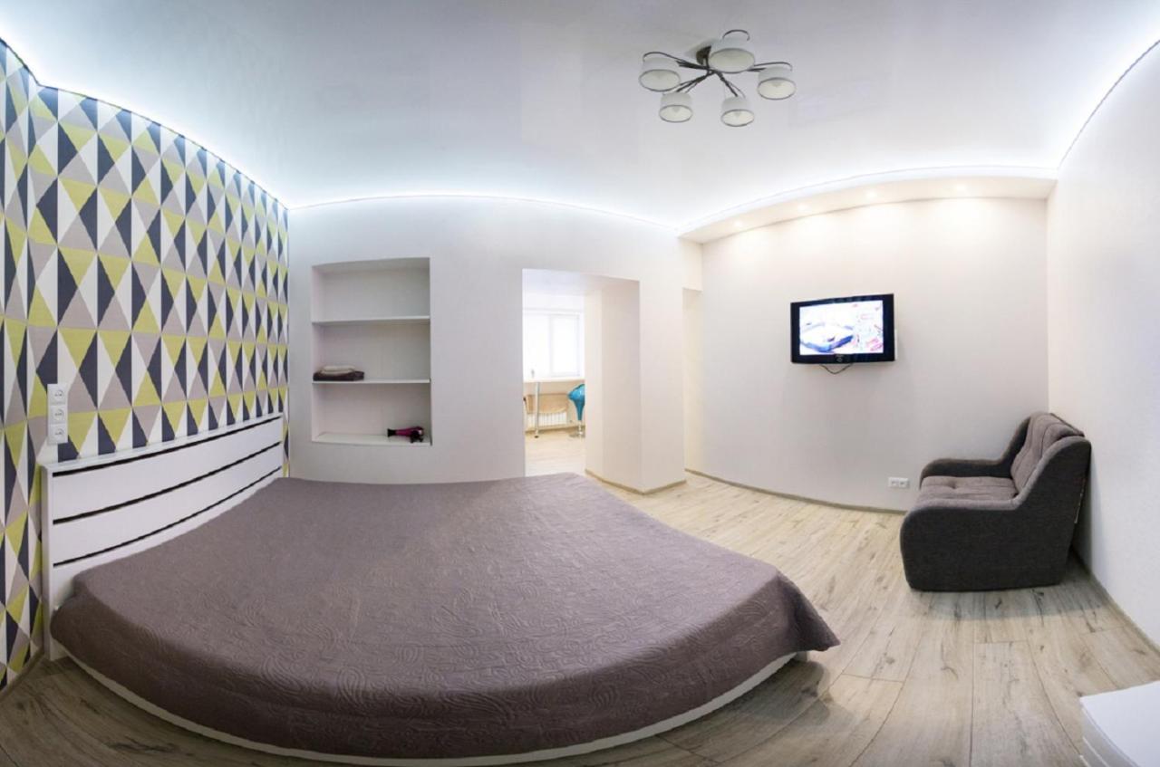 Modern Apartments In The Centre - Kuznechna Str. 26/4 Kharkiv Exterior photo